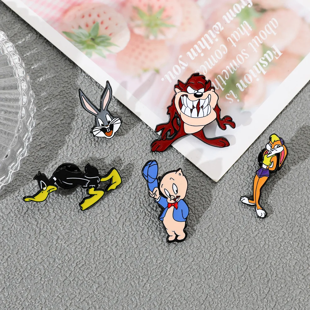 Set mit Hasen-Anstecknadeln fü – Tuxedo Lapel Pin Bewertung und Preis