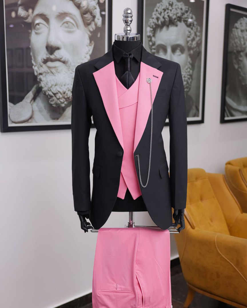 Luxuriöser Schwarz-Rosa Herren – Men Formal Wear Shop Bewertung und Preis
